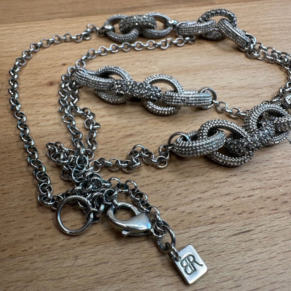 Banana Republic Women Necklace OS Silver Excellent Textured Link Long Chain Glam